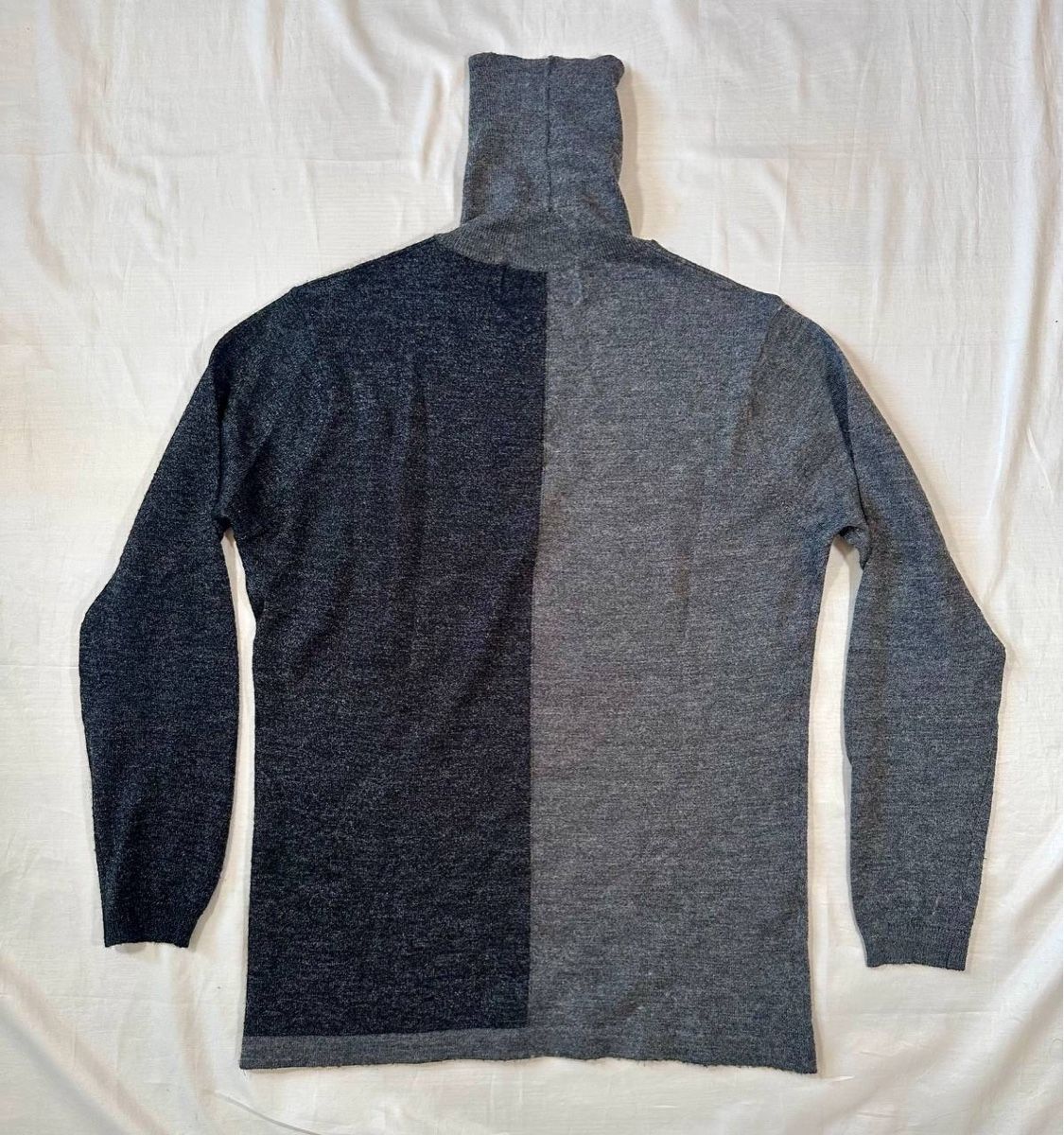 Raf Simons T-shirt: Raf Simons X Fred Perry  – Usato da Pfäffikon ZH venduto da Nataliia. 3