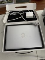 MacBook A1278 2.4GHz 2x1GB 250GB mit Zubehör