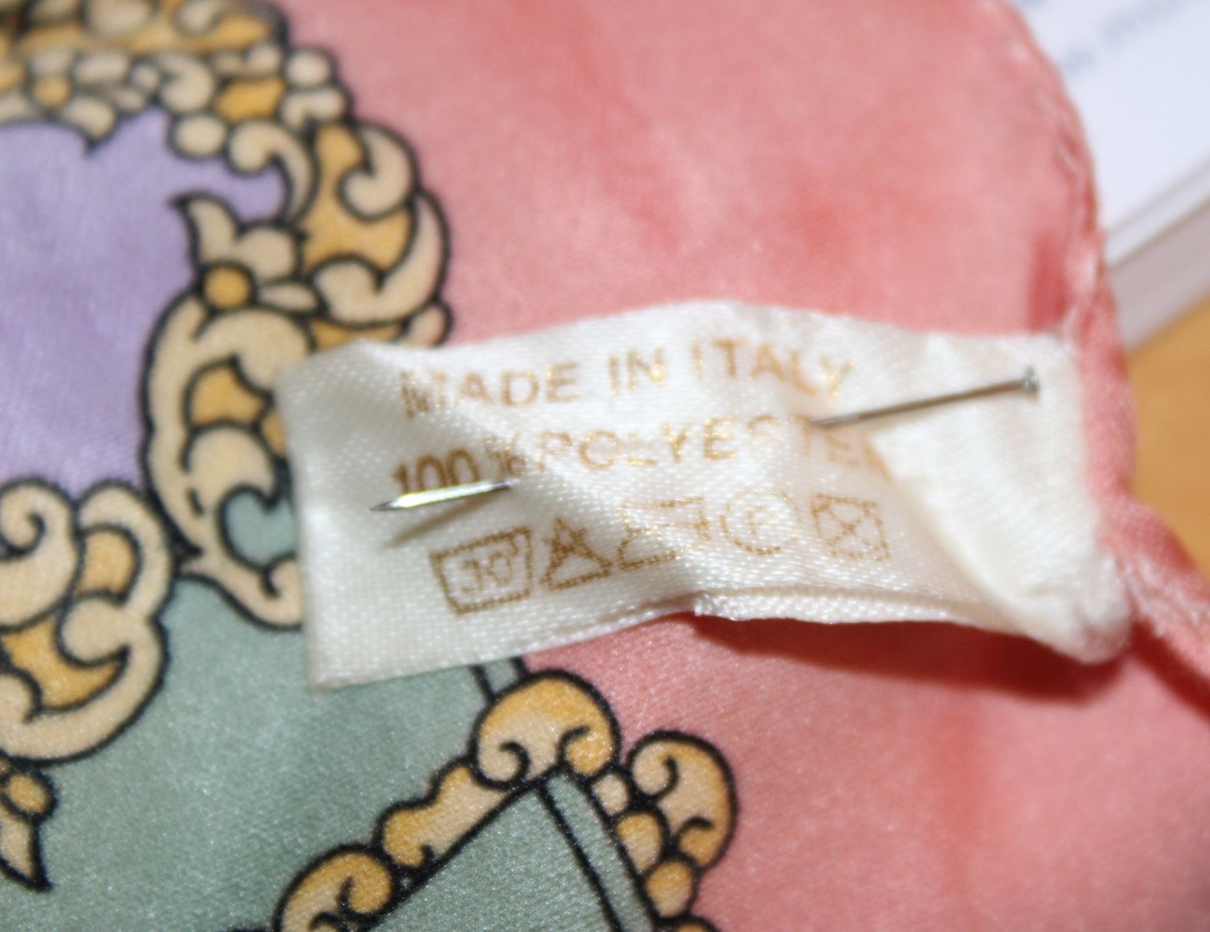 Foulard & Sciarpe: Foulard – Usato da Schaan venduto da antikes_und_kurioses 2