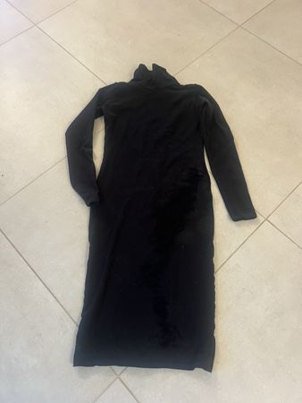 Schwarzes Rollkragenkleid, Grösse S