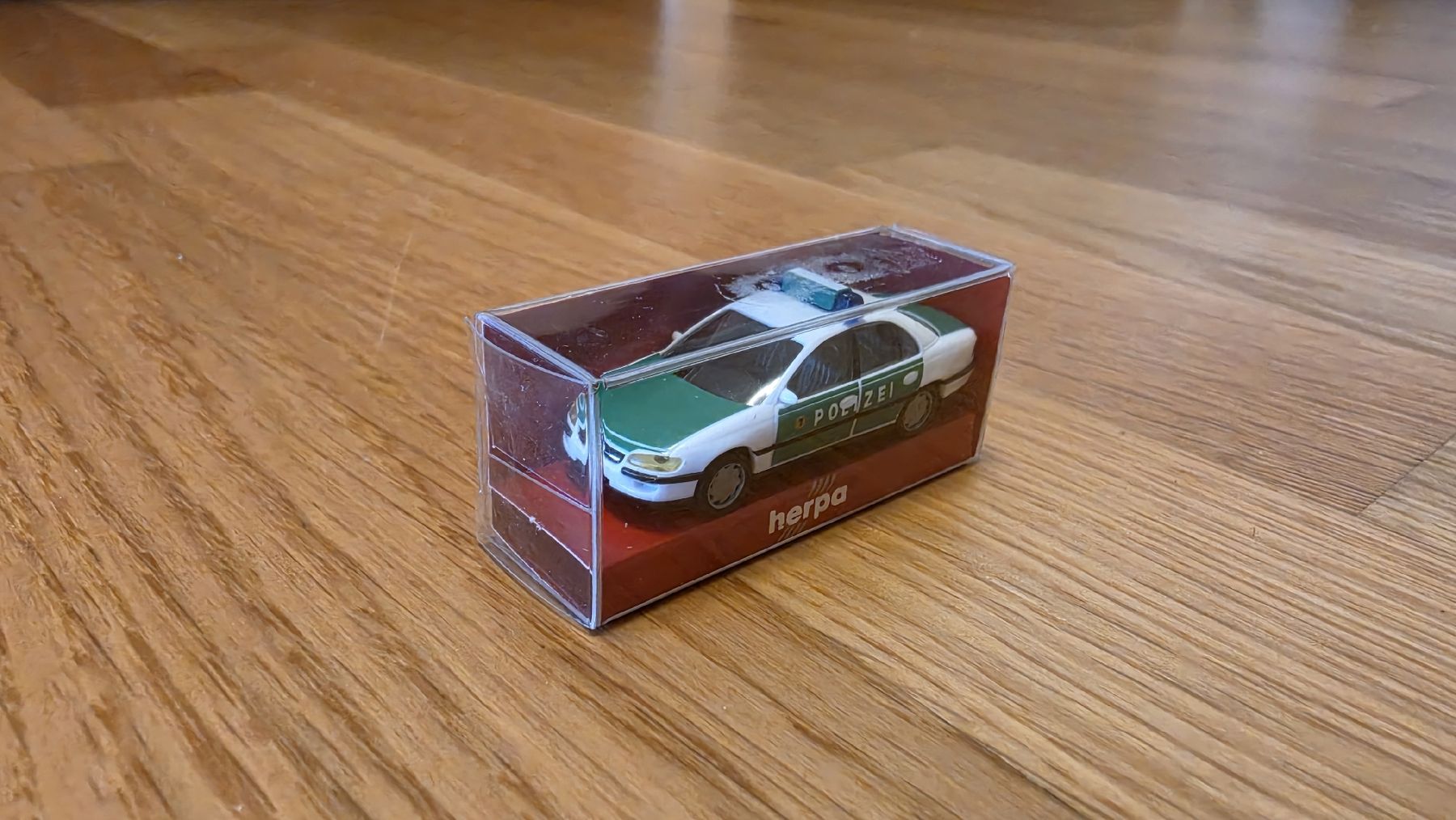 Herpa Modellini d'auto: Herpa Opel Omega Polizeiauto – Nuovo (secondo la descrizione) da Düdingen venduto da 20t_qp5z 1