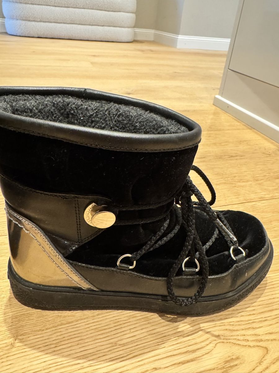 Moncler Scarpe da donna: MONCLER Winterboots Grösse 37.5 – Usato da Basel venduto da ValentinaC01 4