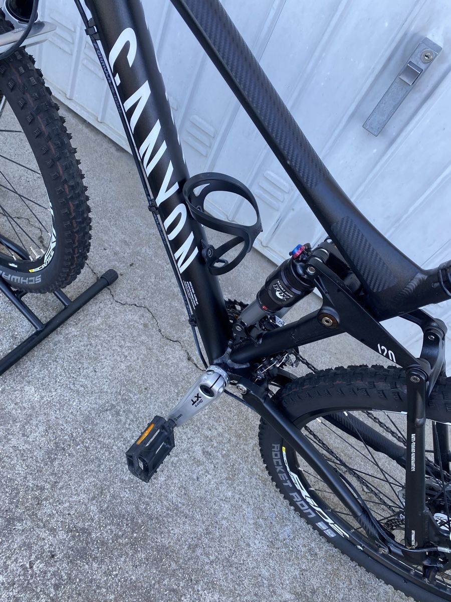 Vélos: Canyon Nerve XC fully – D'occasion à Graben par pod_5qfd 2