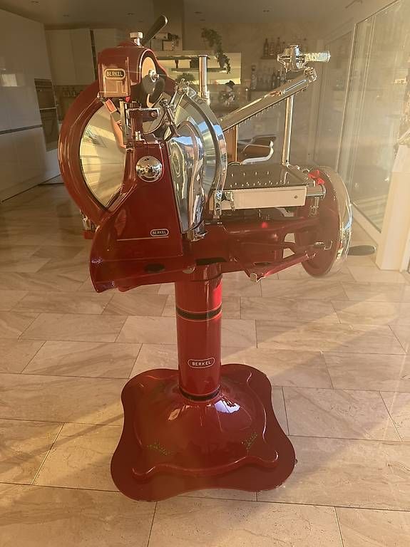 Berkel Elettrodomestici da cucina: Berkel Model 8 in klassischem Weinrot – Usato da Mörigen venduto da racer100 2