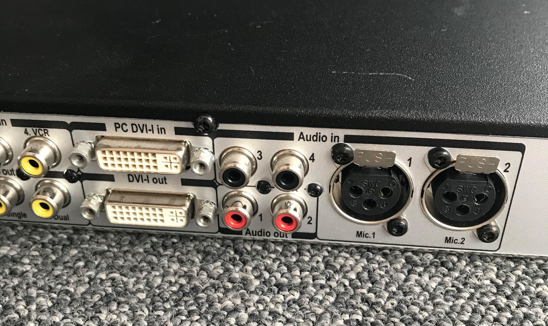 Convertitori: Tandberg Codec 3000MXP TTC7-09 – Usato da Zürich venduto da 2michi 4