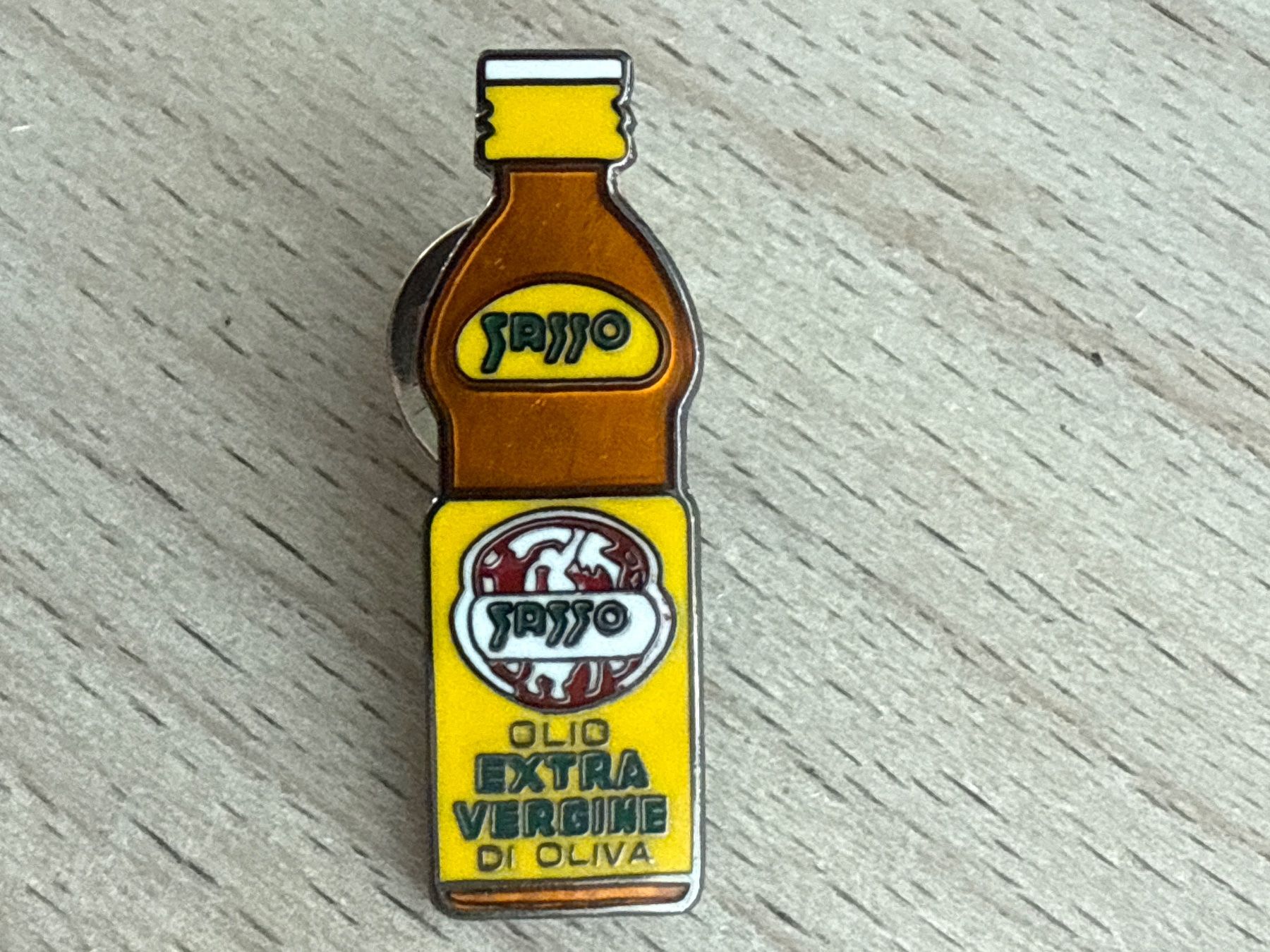 Plaquettes & Badges: Pin  Sasso Olio – D'occasion à Glattbrugg par Schweigmatt