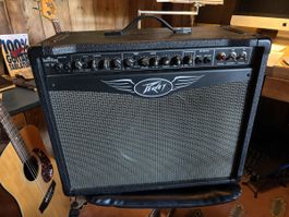 Amplificateur guitare Peavey ValveKing VK112 avec pédale