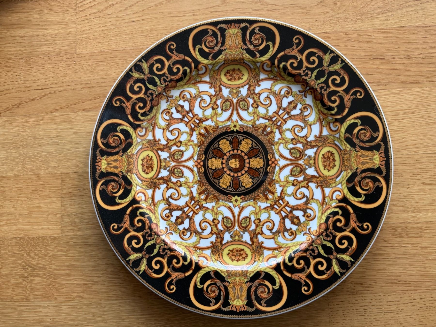Rosenthal Teller: Versace Teller "Barocco" von Rosenthal – Gebraucht aus Oberarth von Netmoore