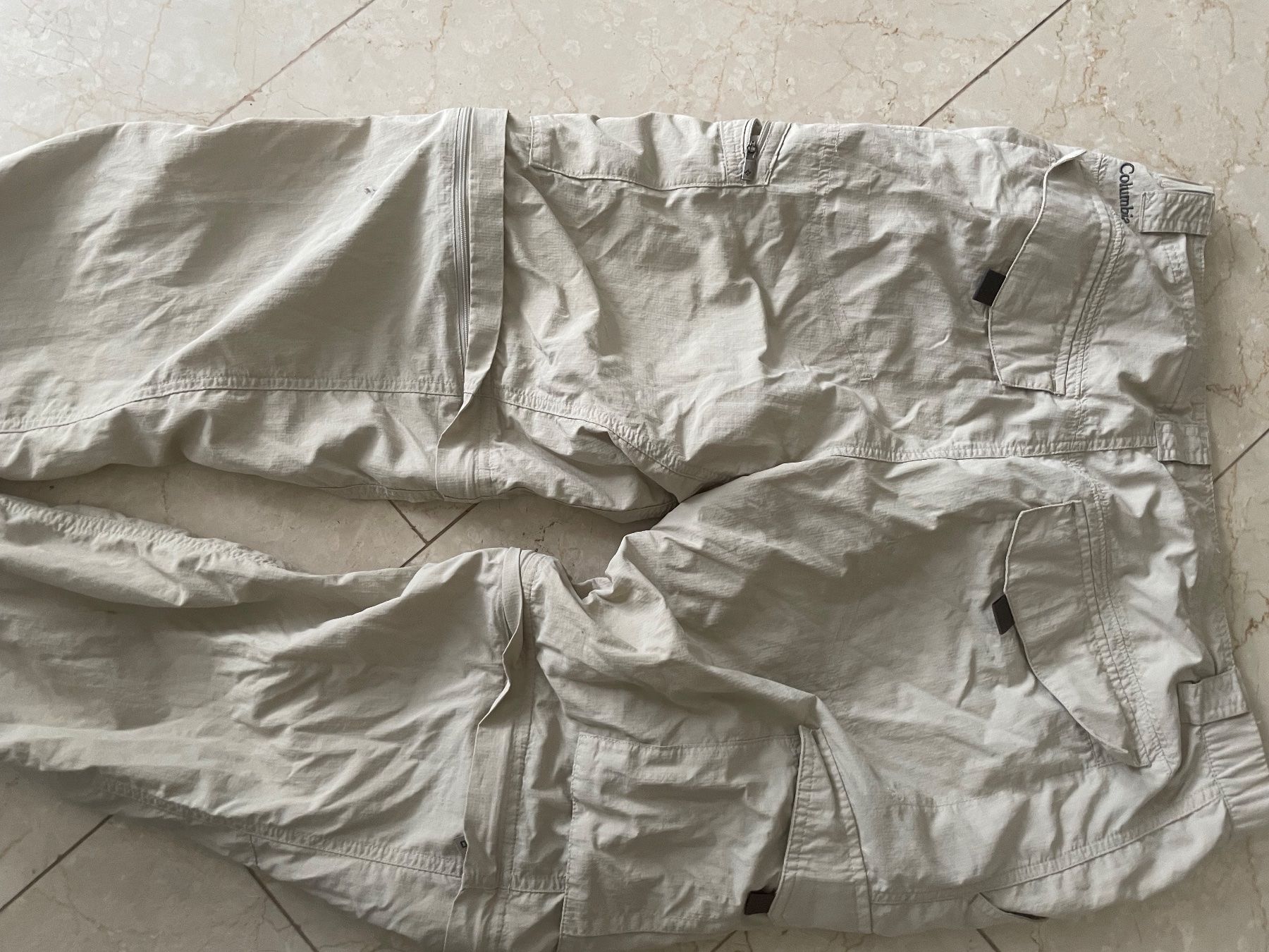 Columbia Hosen: Columbia Wanderhose Zip – Neu (gemäss Beschreibung) aus Flüelen von AU10 2