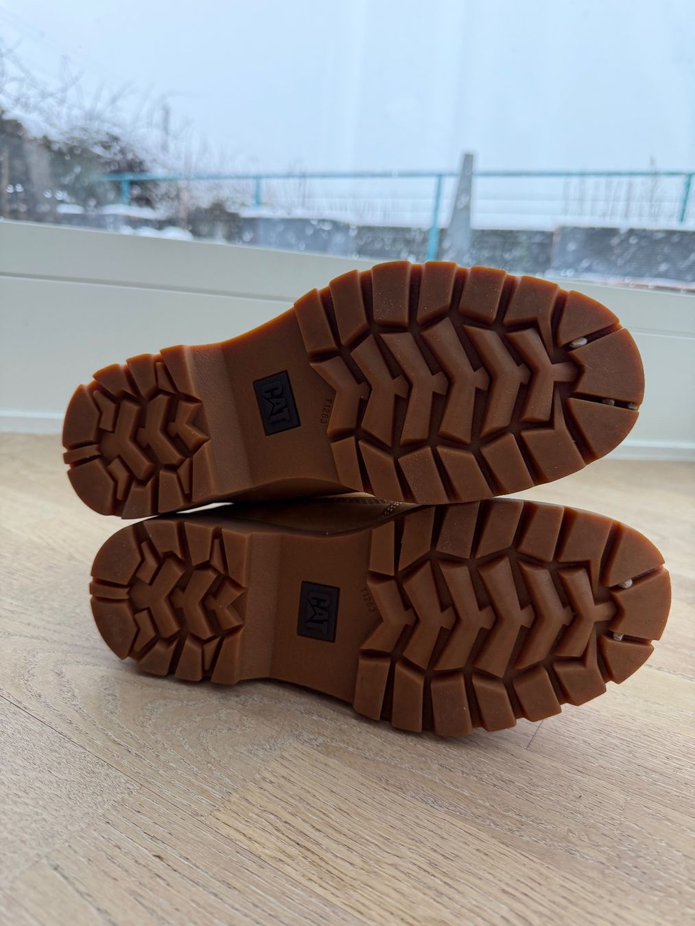 Caterpillar Scarpe da donna: Caterpillar 38 – Usato da Hauterive NE venduto da mwueth 1