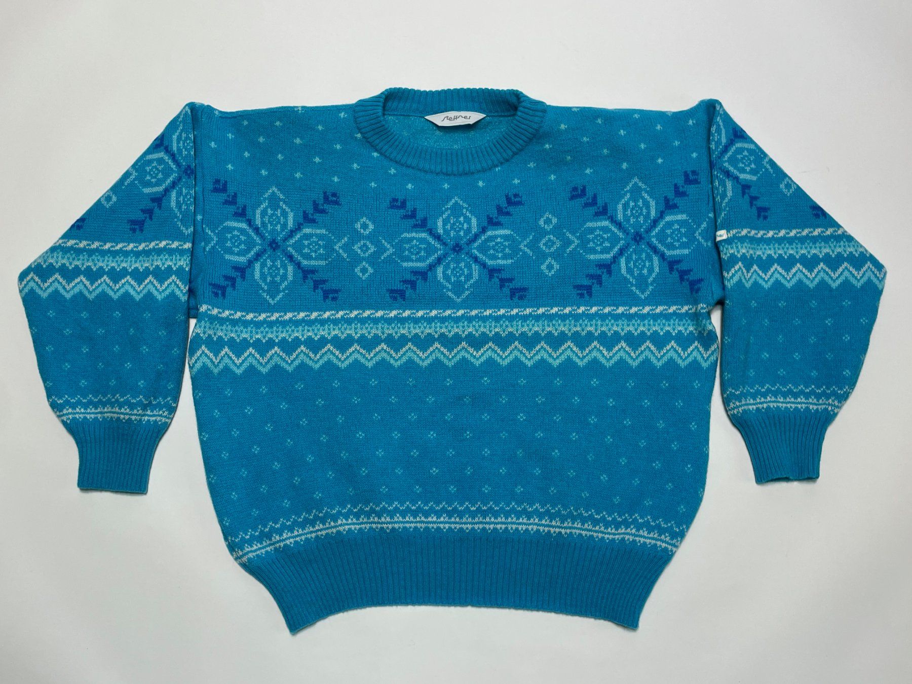 Maglioni & Felpe: Vintage 90s Steffner Wool Knit pullover Made in Austria Sz S – Usato da Zürich venduto da le_souk