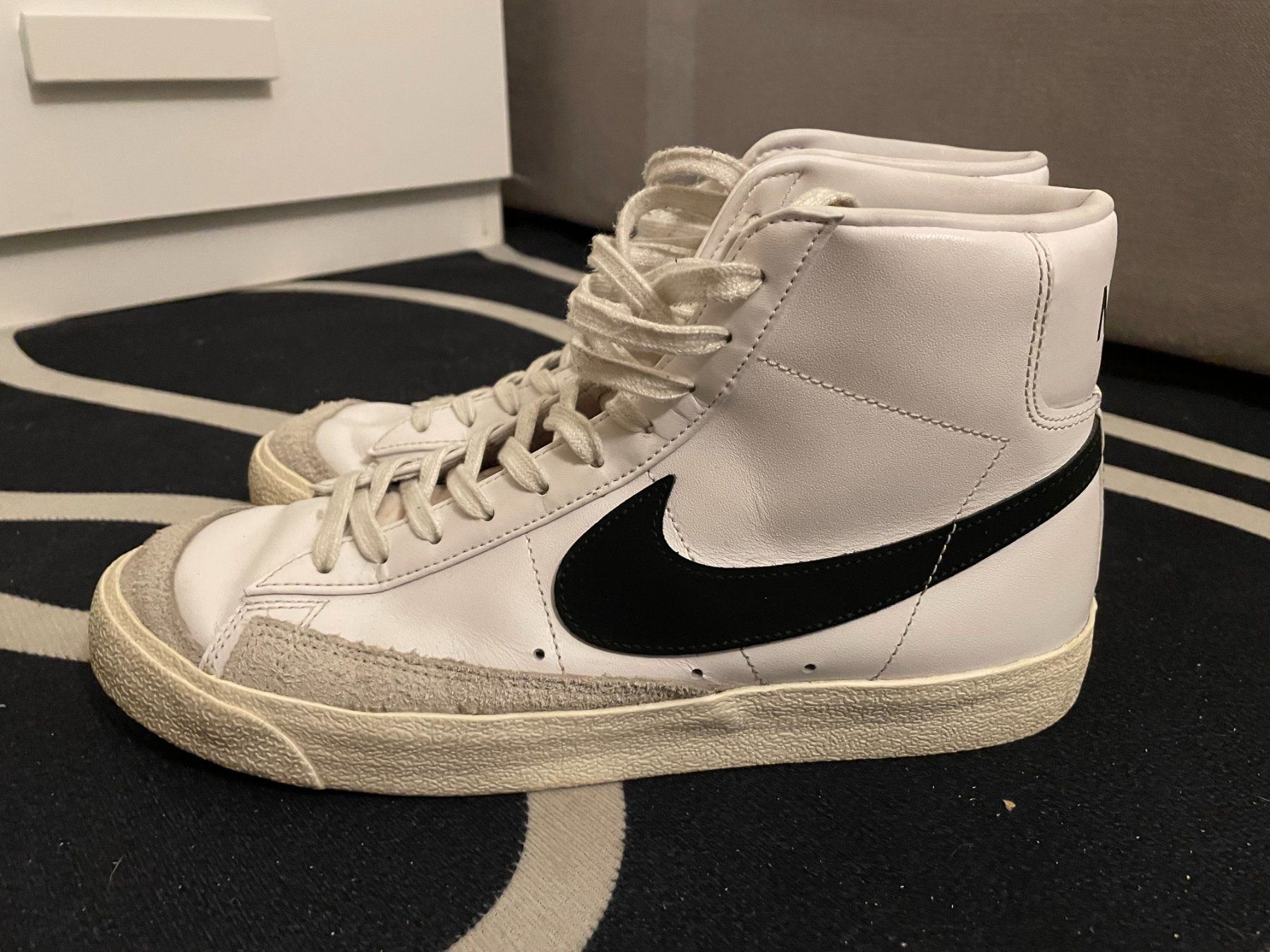 Nike Scarpe da uomo: Nike - Blazer Mid Vintage – Usato da Chiasso venduto da Er_Mon 1