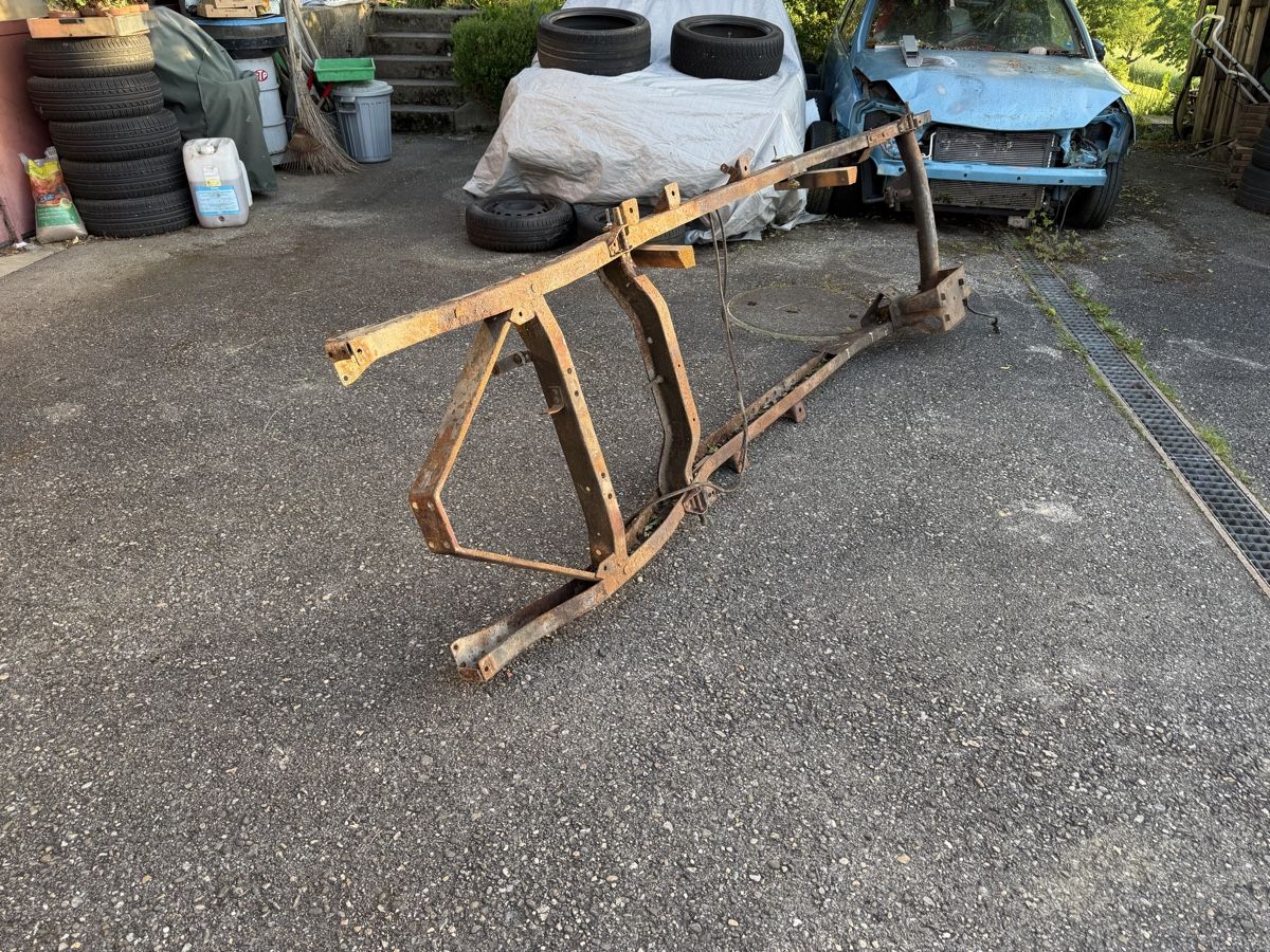 Jeep Accessori per altri veicoli: Chassis Willys Jeep 1956 – Usato da Meltingen venduto da Jhuber1