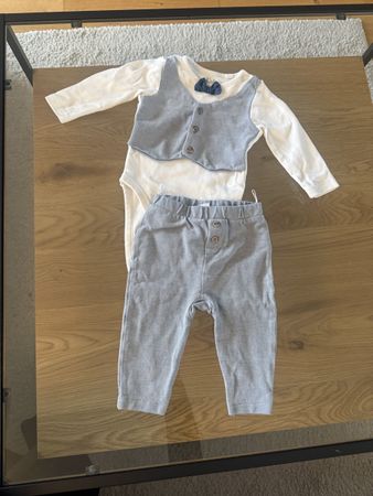 Baby Set Body mit Weste und Hose grau weiss Grösse 68
