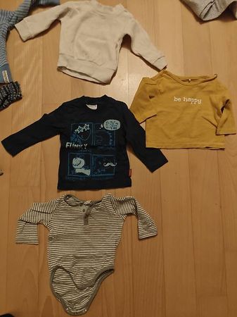 Kinderkleider Jungs Buben Grösse 62 / 68