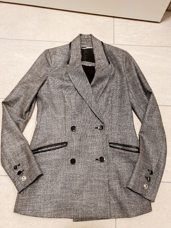 Neuer Guess Blazer Grösse XS