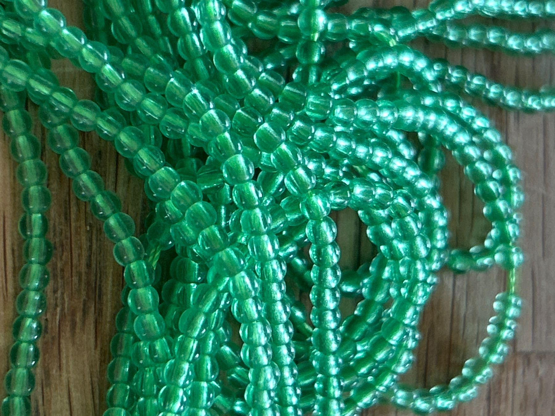 Perles (synthétiques): Restposten! 5 Stränge 2 mm Glasperlen – Neuf (Voir description) à Niederrohrdorf par Ytobi