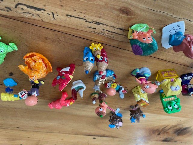 Statuette: Kinderüberraschungsei Figuren 25 Stück – Usato da Bern venduto da Delirious 2