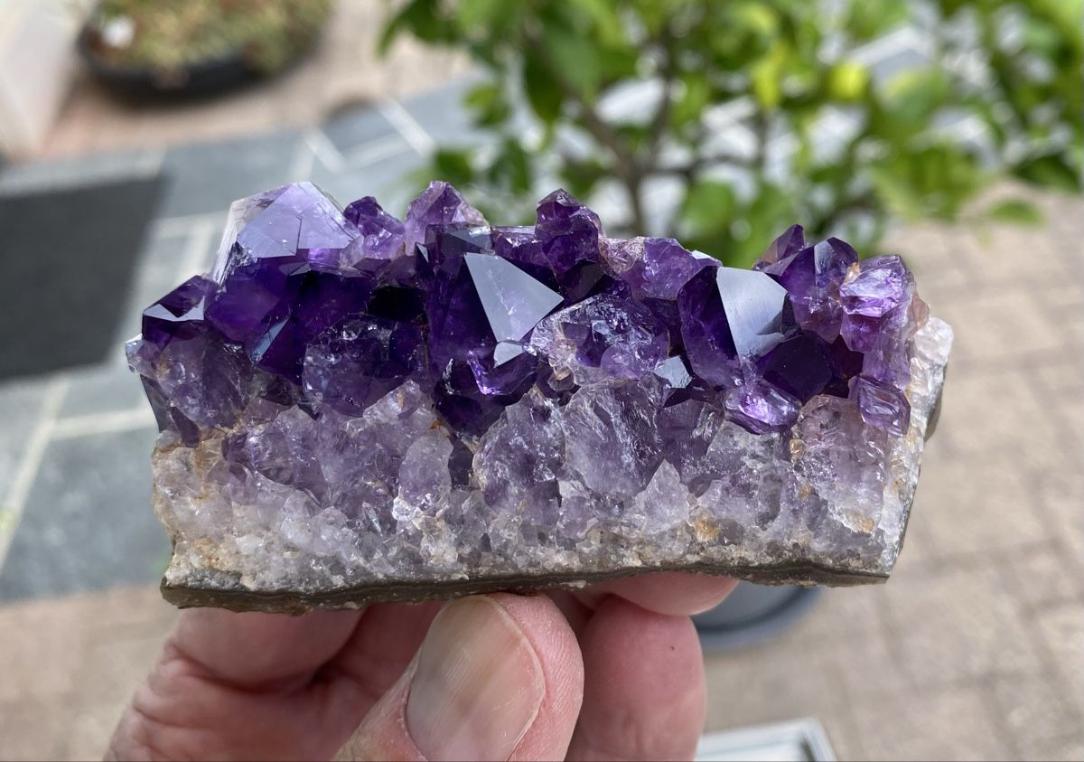 Minéraux & Lithothérapie: Amethyst Stück mit top Farbe  – D'occasion à Selzach par 321compac 3