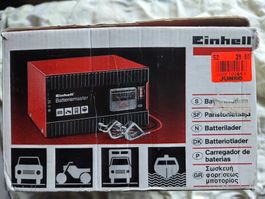 12-V-Batterieladegerät /Chargeur de batterie 12 V