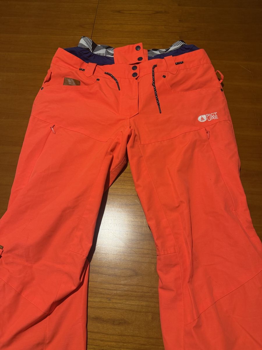 Skis: Pantalon de ski Picture – D'occasion à Bossonnens par mina1187