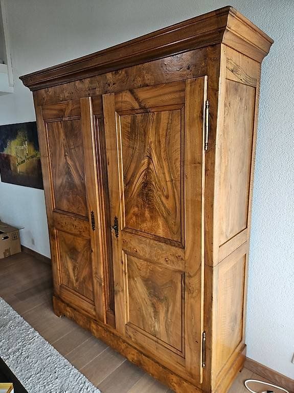 Armadi: Armoire vaudoise – Usato da Lugnorre venduto da mbi_g7yq
