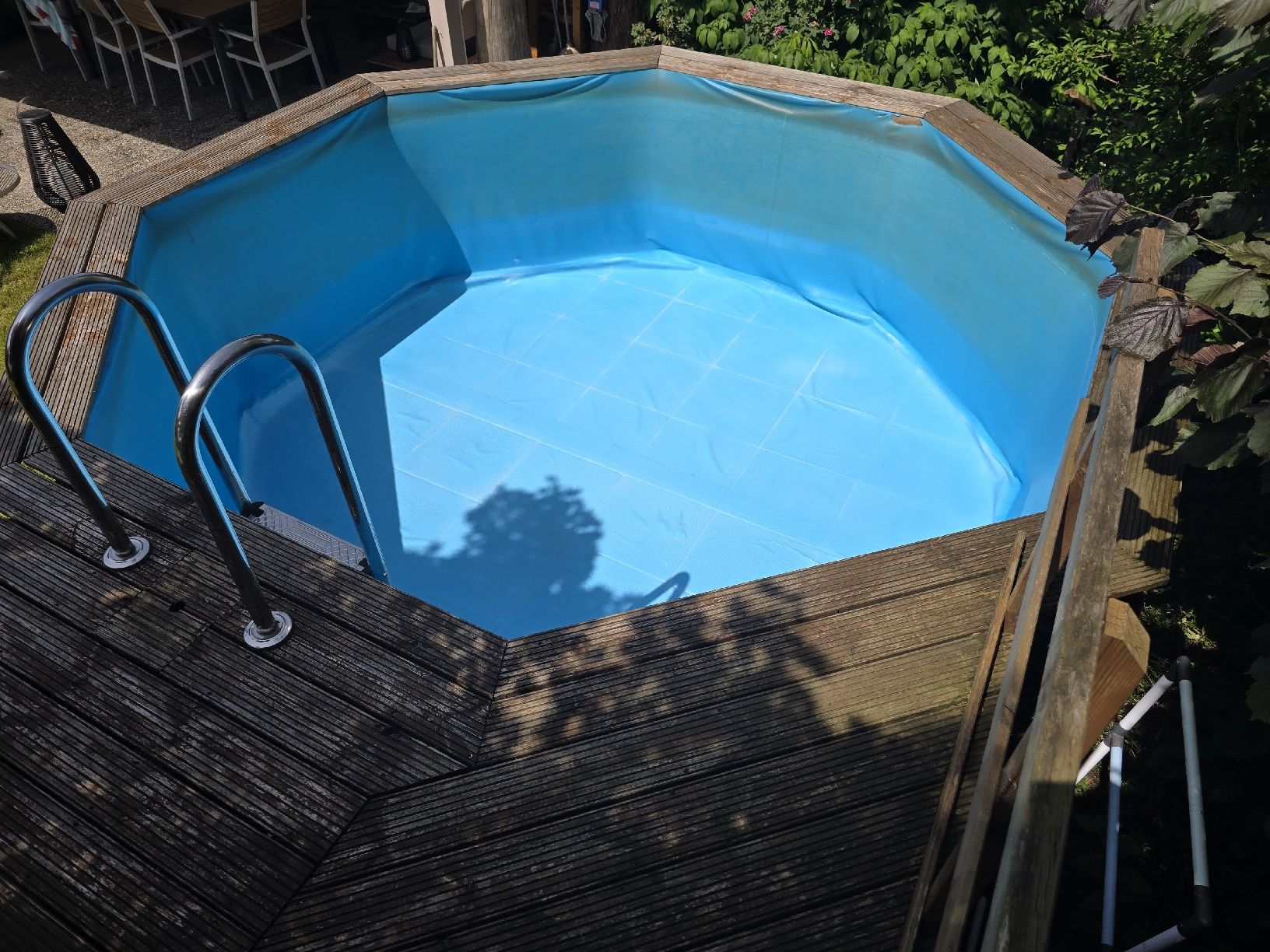 Piscine: SALES Holz Pool + Sandfilter u. Orginal verpackt Poolsauger – Usato da Elsau venduto da oli_2tdc 2