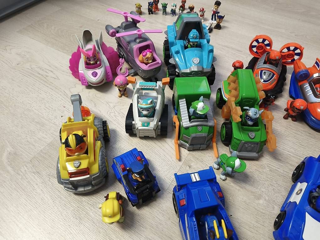 Jouets: Grosse Paw Patrol Sammlung – D'occasion à Rebstein par Dom-Grab_83 1