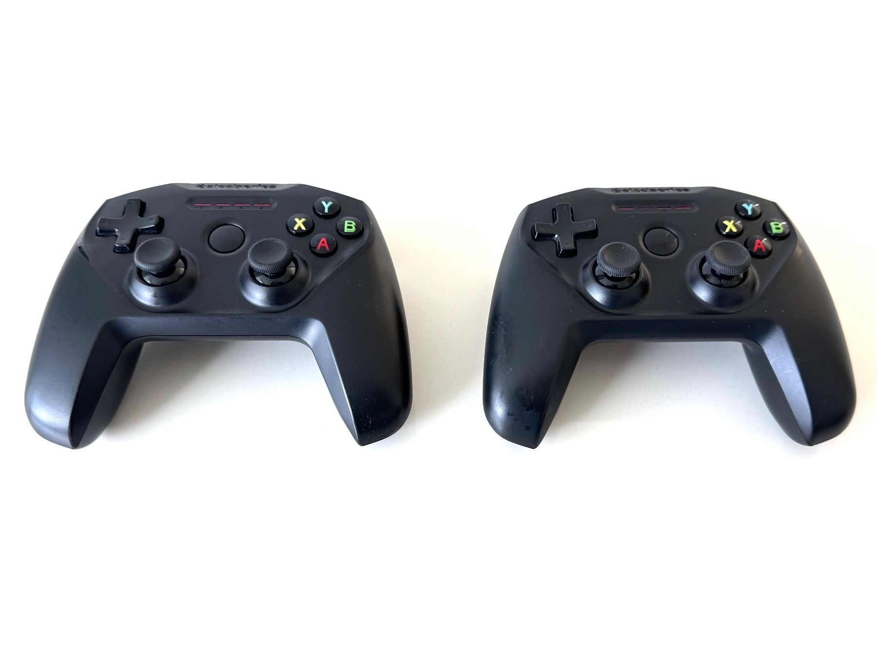 Manettes: SteelSeries Nimbus Wireless Controller – D'occasion à Hochwald par Stabilo-13 1