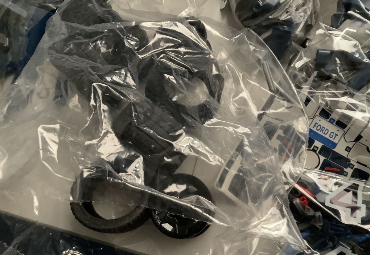 Lego Kit di costruzioni: LEGO Technic Ford GT 42154 Teile  – Usato da Biel-Benken BL venduto da Lanma 3
