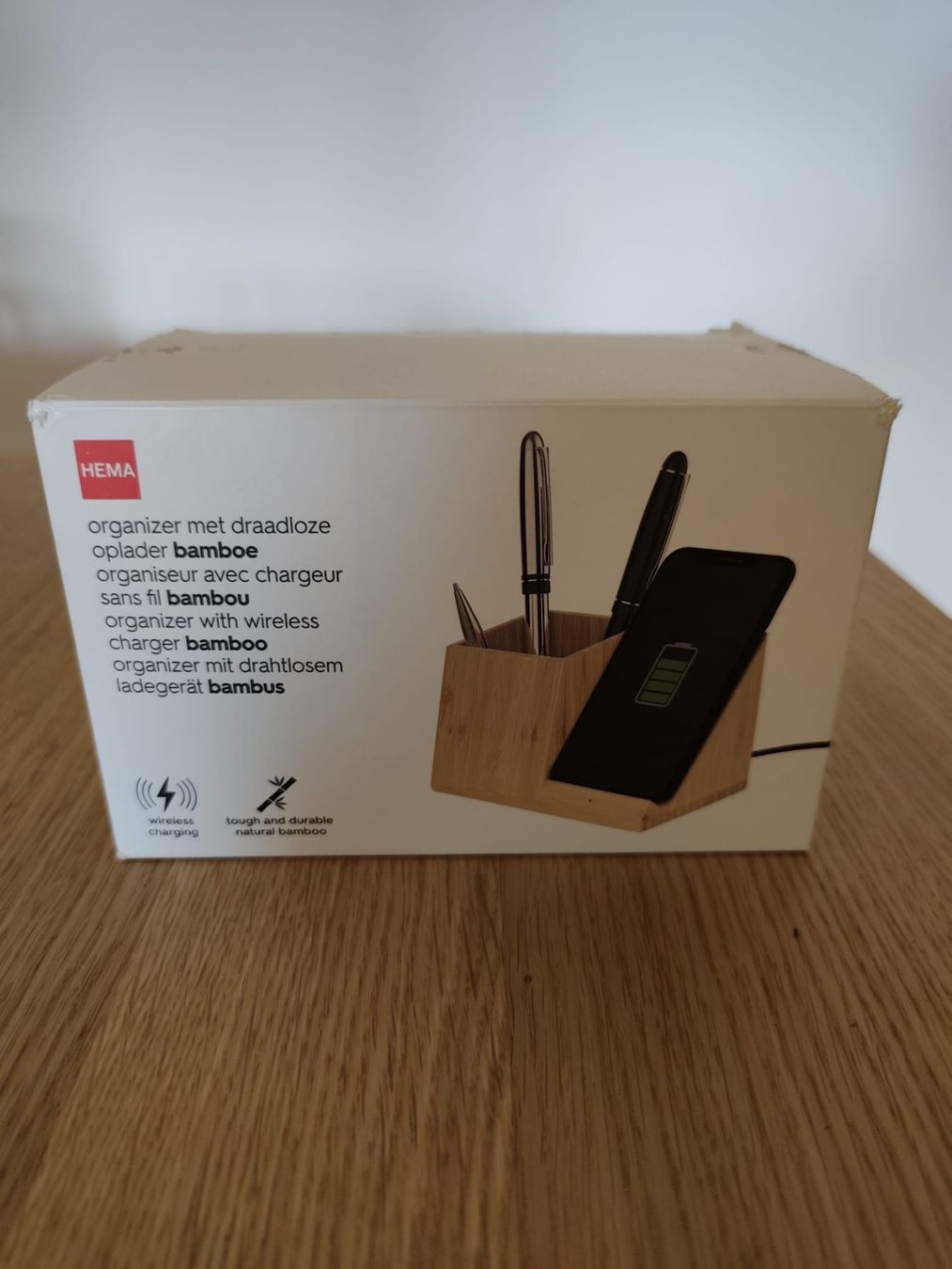 Caricabatterie: Organisateur avec chargeur induction – Usato da Grand-Lancy venduto da gab_z2r6