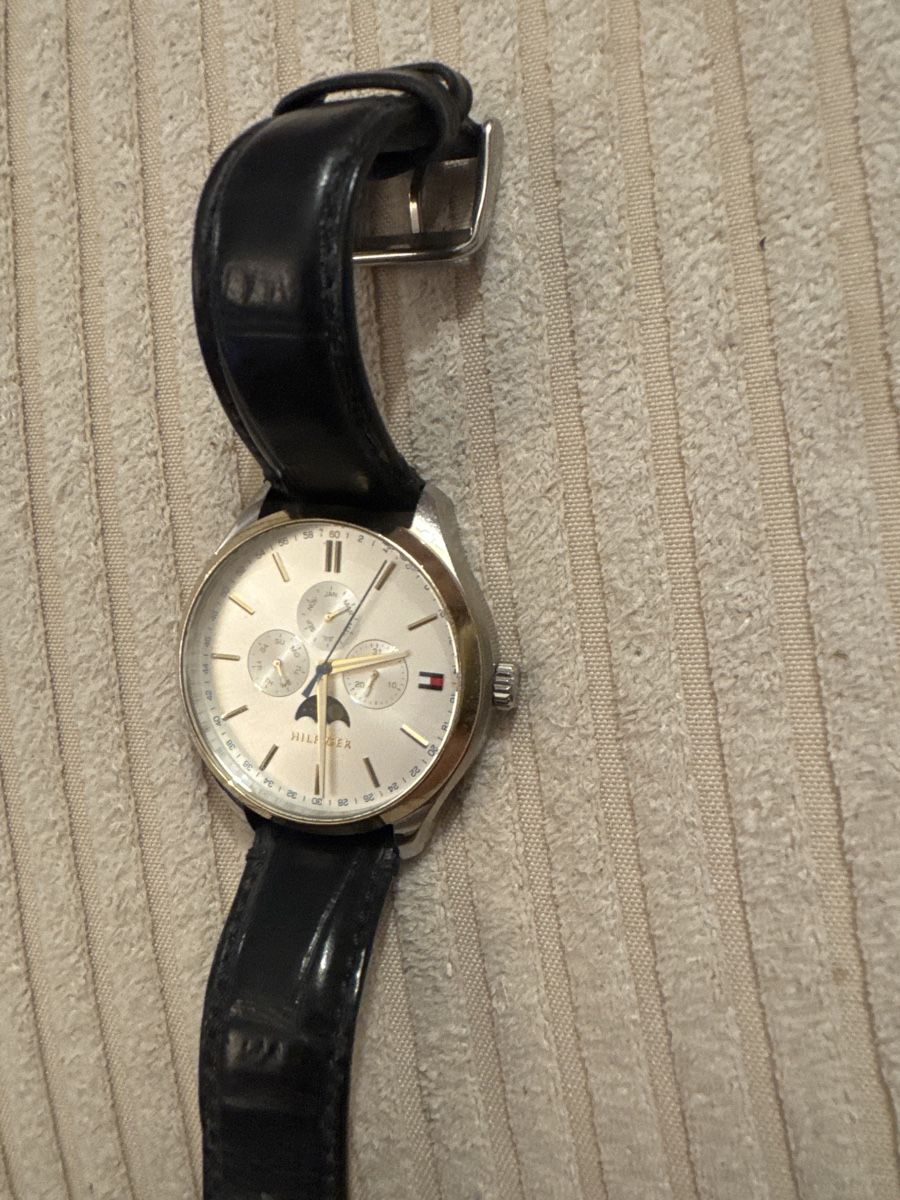 Tommy Hilfiger Bracciali & Braccialetti: Uhr Tommy Hilfiger Lederarmband – Usato da Zürich venduto da strickliesel1996 1