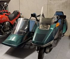Roller mit Seitenwagen