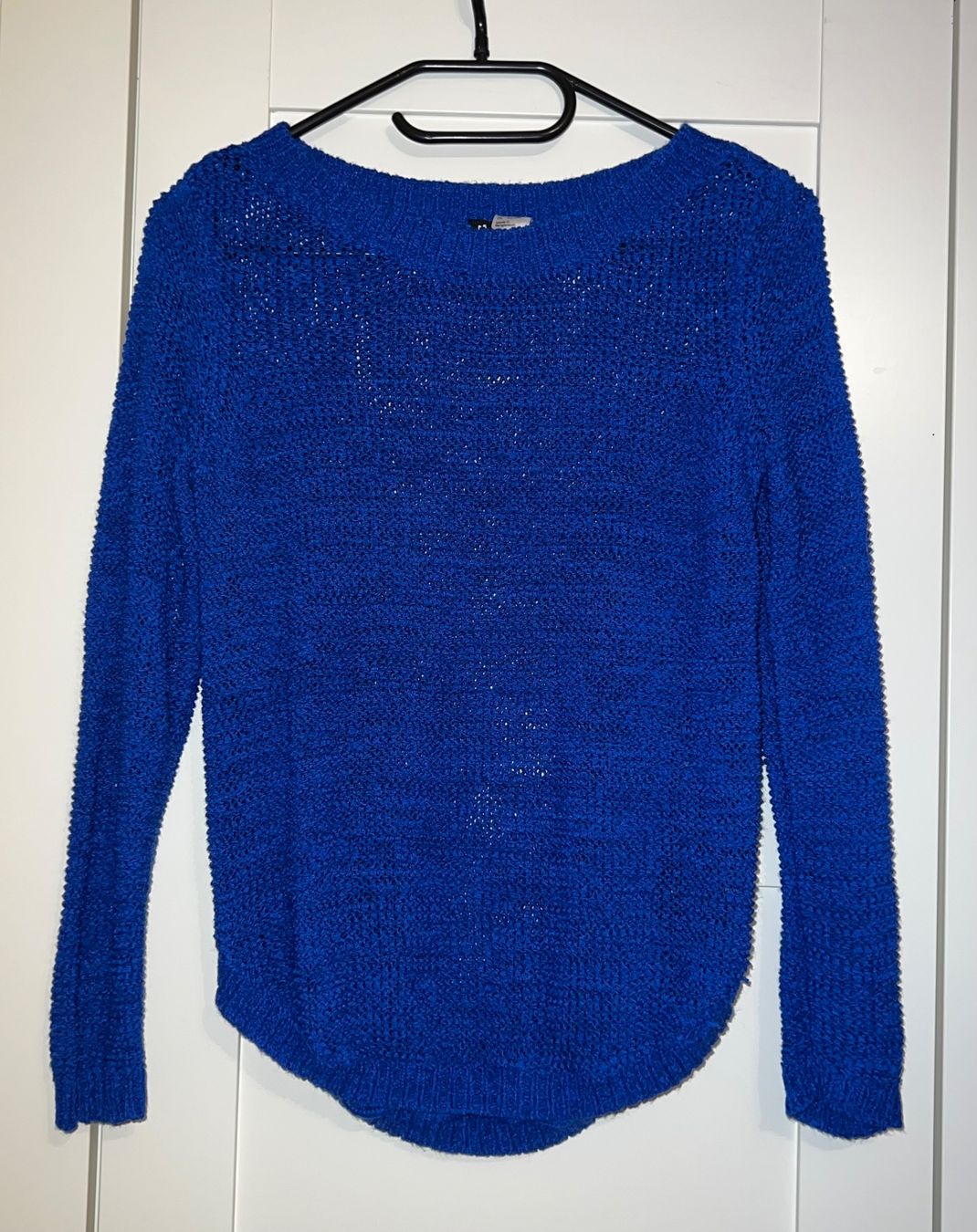 Pullover & Sweatshirts: • Leichter Pullover • – Gebraucht aus Basel von mendoza13