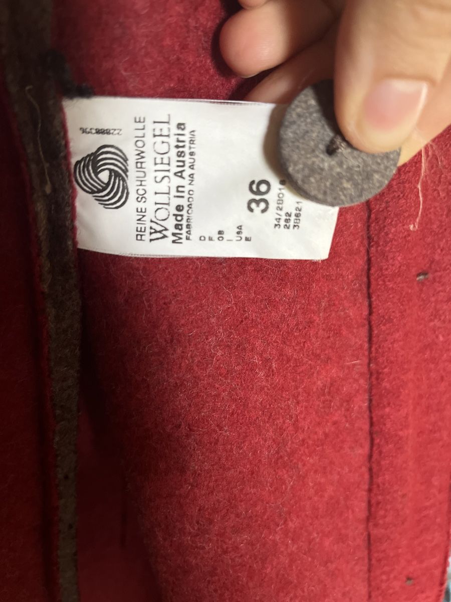 Cappotti: Manteau Giesswein taille 36 – Usato da Villars-Bramard venduto da dadesc 2