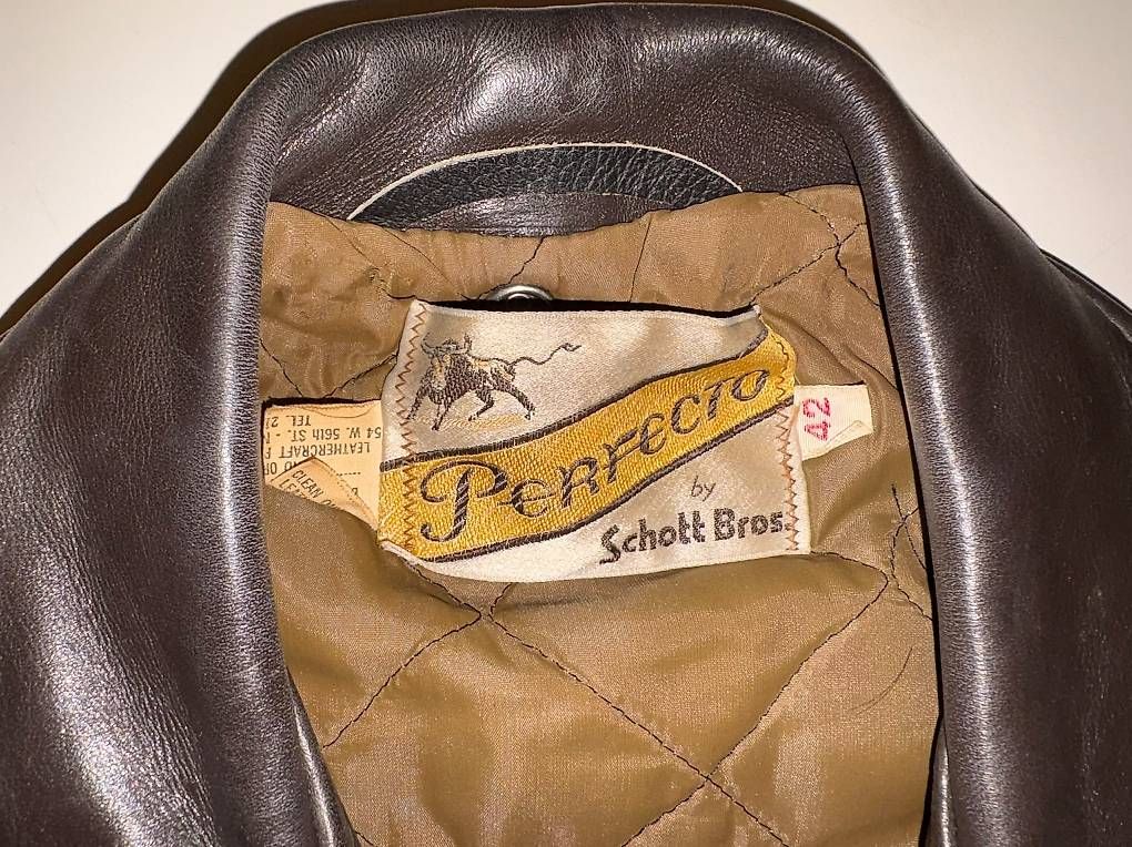 Vestes: Perfecto Schott Bros  – D'occasion à Biel/Bienne par loudmuffles 3