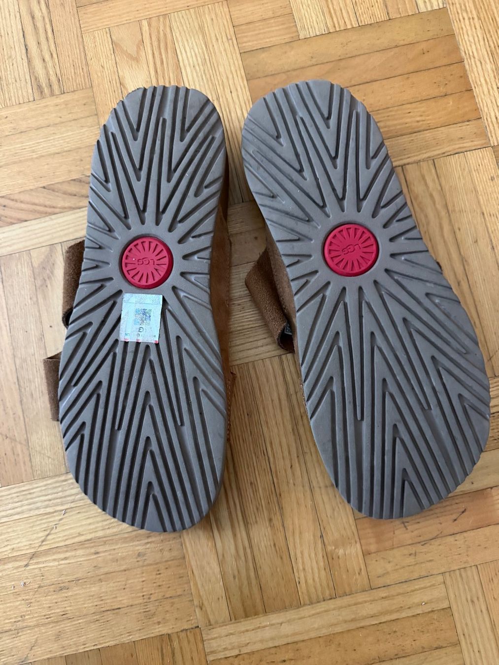 Ugg Scarpe da uomo: UGG Sandals, Gr.  42 wie Neu – Usato da bioggio venduto da lenny023 1