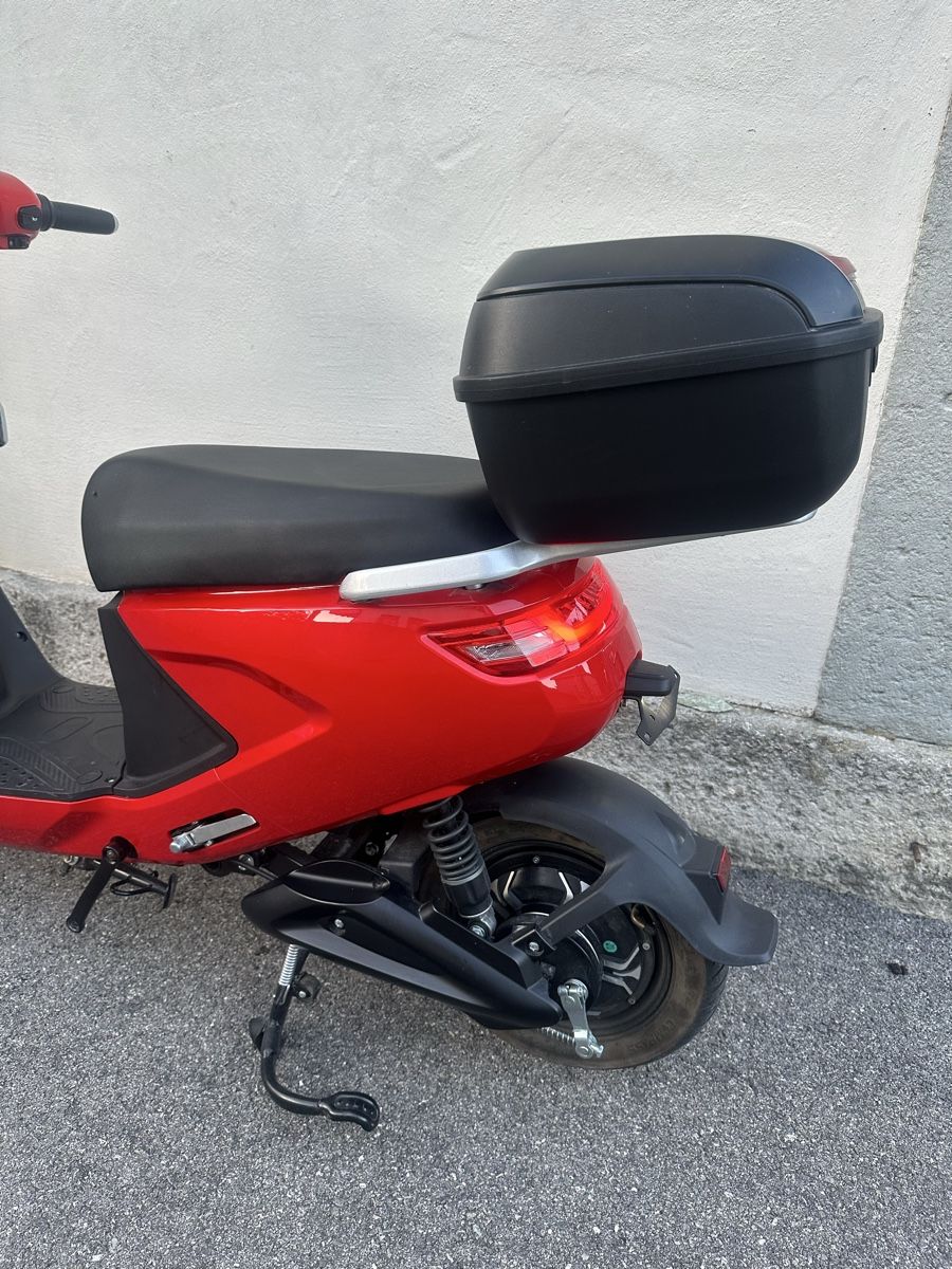 Scooter: E-Roller Luyuan 25km/h – Usato da Walperswil venduto da 1pe_2rbz 4