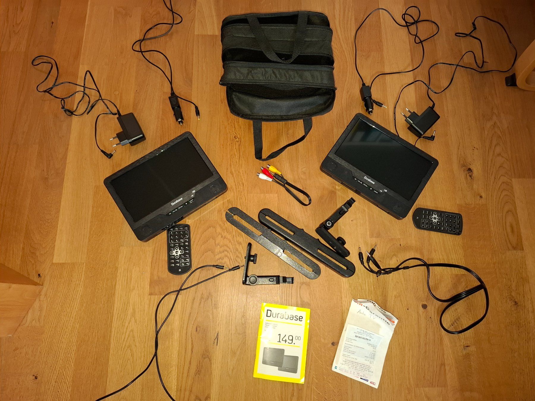 Durabase Tragbarer Mediaplayer: Auto DVD-Player Durabase 2 Stk. im Set – Gebraucht aus Pfaffnau von cristinamichel 2