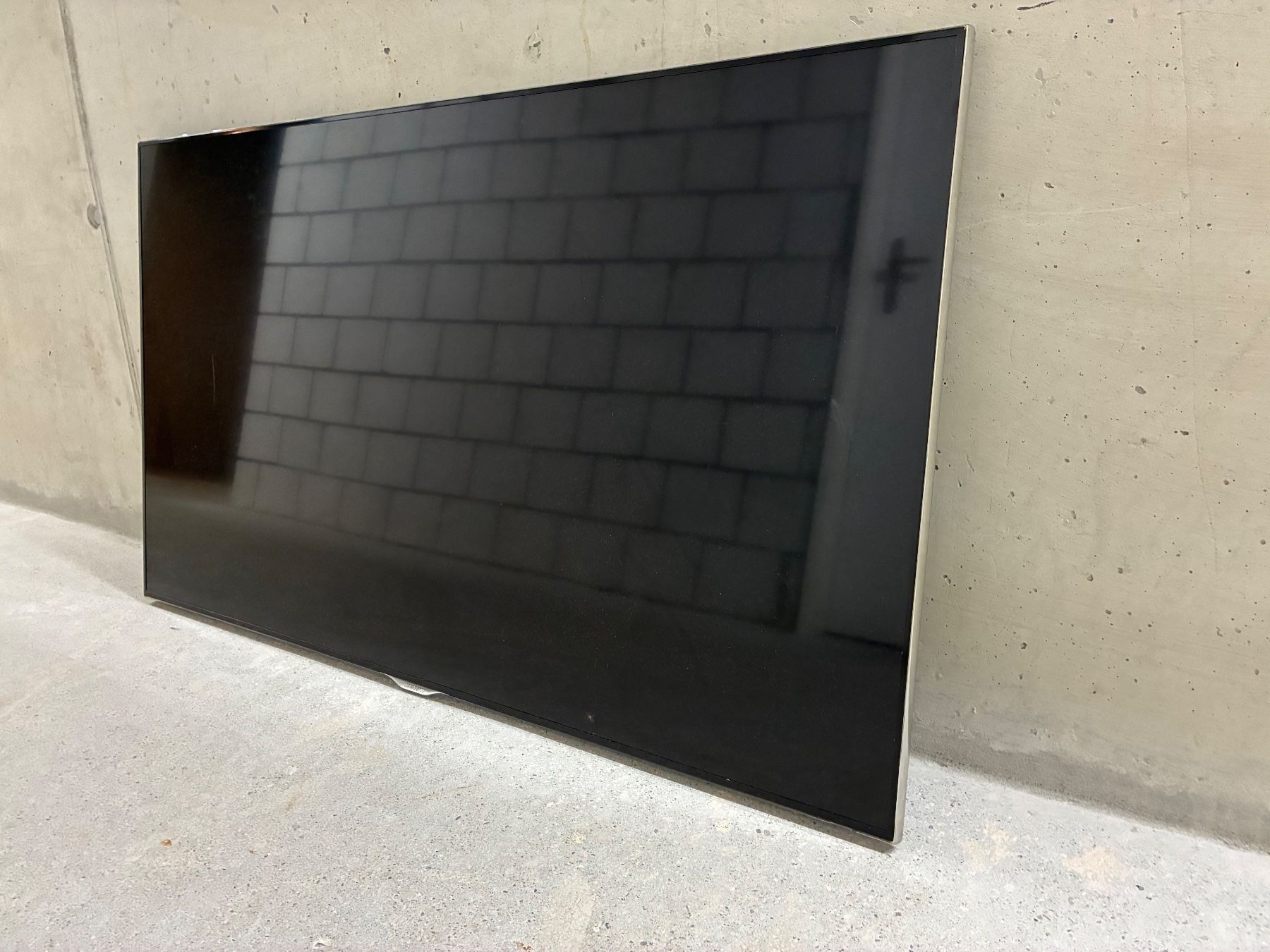 Samsung Fernseher: Samsung LCD 55 inch TV – Gebraucht aus Bern von Ce_See 1