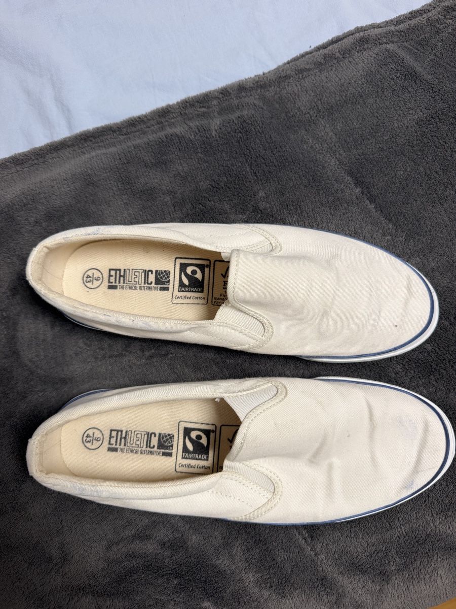 Herrenschuhe: Ethletic Slip-ons weiss Grösse 43 gebraucht – Gebraucht aus Wangen ZH von alexia022 2