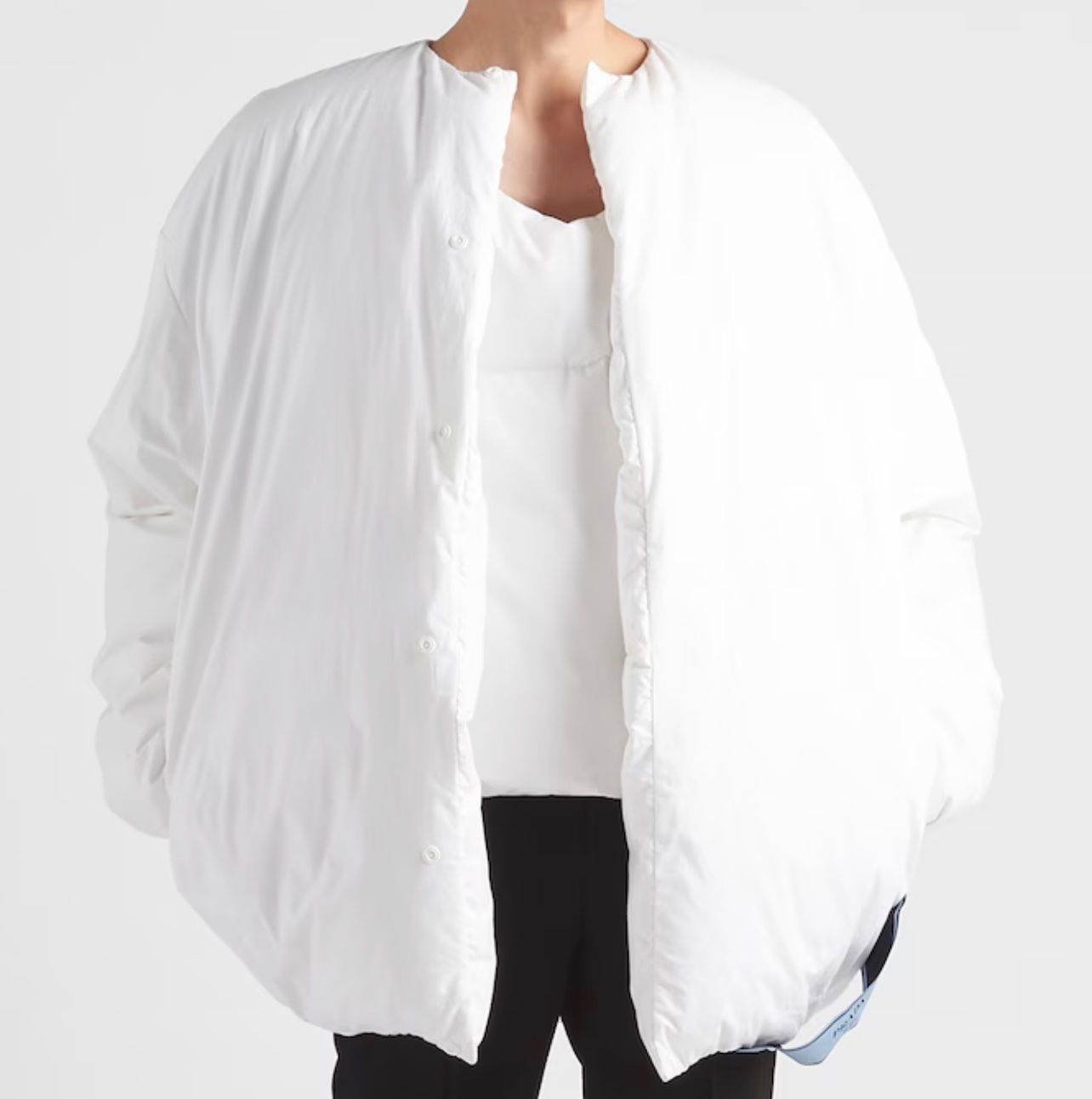 Giacche: PRADA Daunen Jacke Oversized – Nuovo (secondo la descrizione) da Luzern venduto da TENDIMO