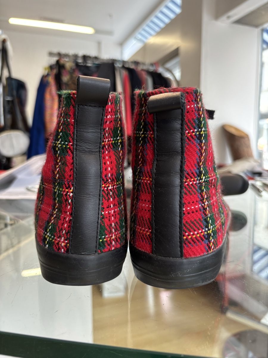 Navyboot Scarpe da donna: Navyboot Sneaker Grösse 39, Rot/Schwarz Kariert – Nuovo (secondo la descrizione) da Burgdorf venduto da VouSchoen 1