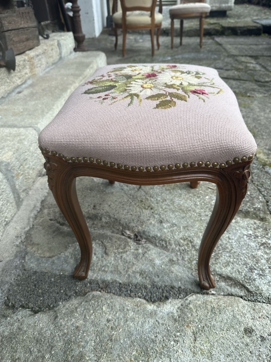 Sgabelli: Hocker – Usato da Villmergen venduto da Bezdupe 5
