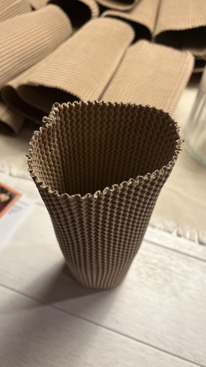 Matériau de remplissage: Verpackungsmaterial Wellpappe Karton – Neuf (Voir description) à Lüchingen par Kaltii 1