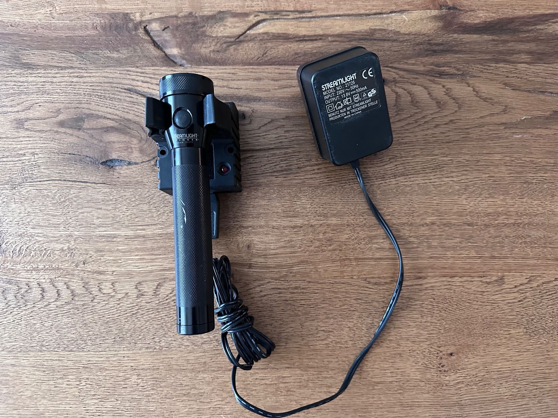 Lampade: Streamlight Taschenlampe Modell 21725 – Usato da Bassersdorf venduto da swadrone 4