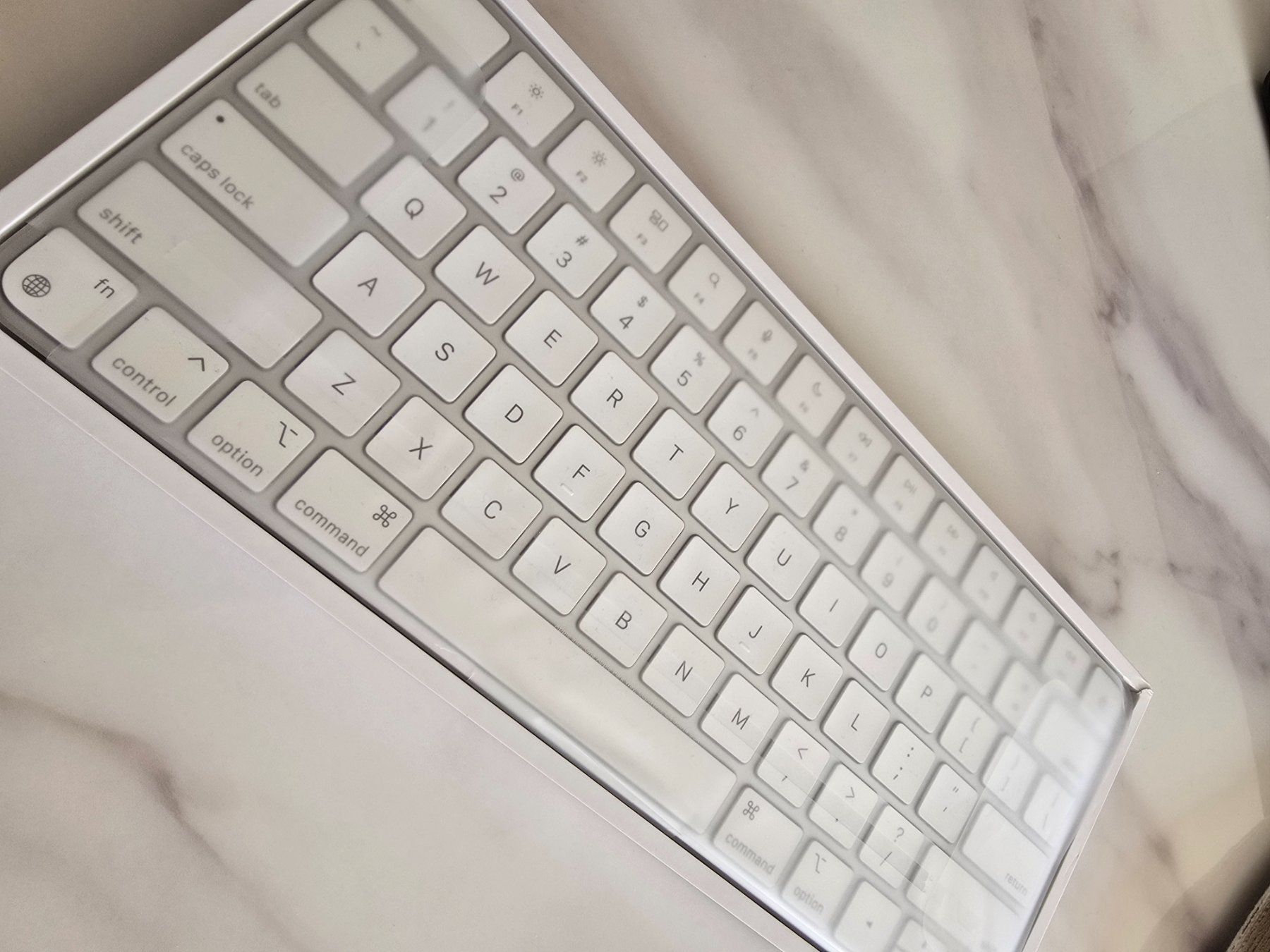 Apple Tastiere: Apple Magic Keyboard (MK2A3LB/A) model A2450 – Usato da Zürich venduto da fin_2vqm 2