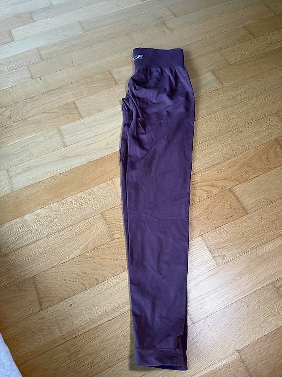 Leggings: Oace Scrunch leggins – D'occasion à Münsingen par Kirchhofer99 1