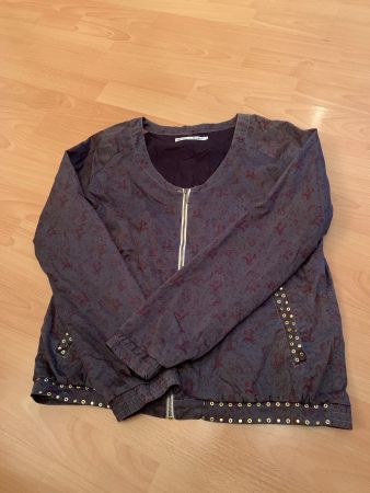 Jolie veste DDP taille M ou 38