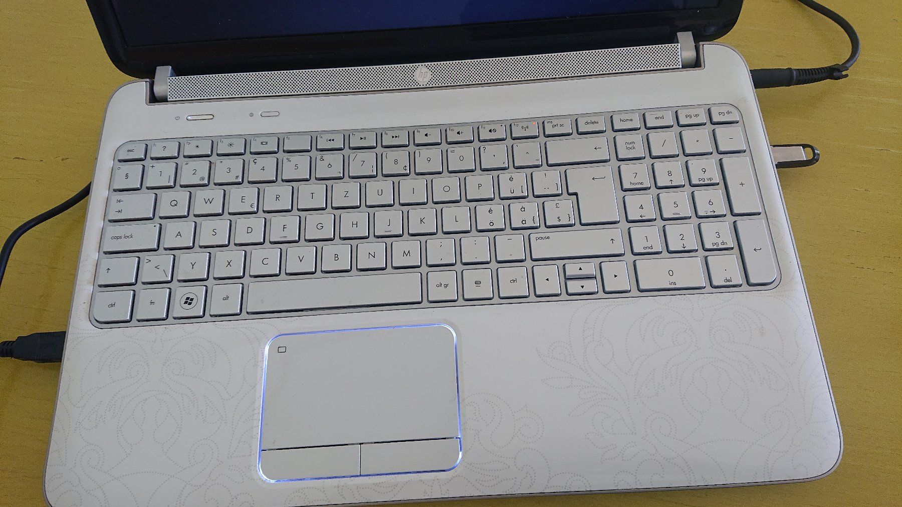 Hewlett Packard Portables: HP Pavilion dv6 DEFEKT – Défectueux à Flawil par rcnkr 9